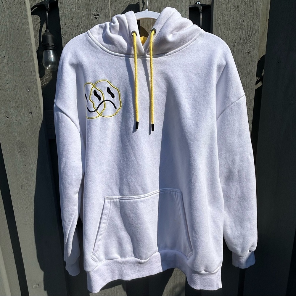 Sarai Baggy White Sweatshirt with Yellow Hood Lining Colorful Text Size XXL - Picture 3 of 12